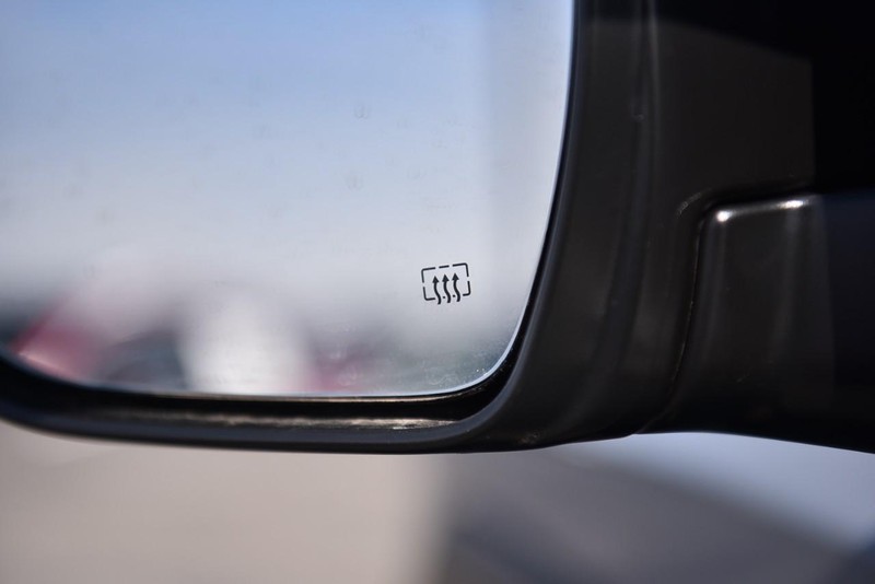 Nissan Frontier Vehicle Image 10