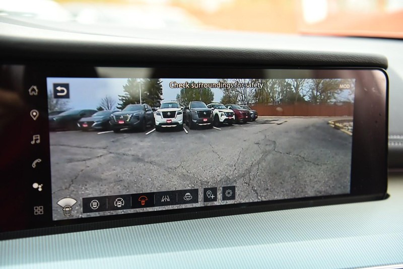 Nissan Murano Vehicle Image 21