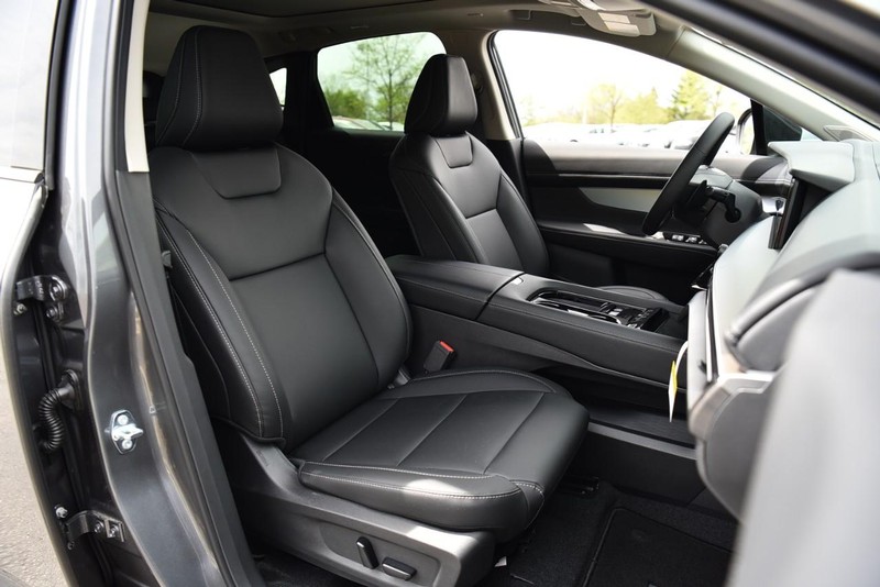 Nissan Murano Vehicle Image 24