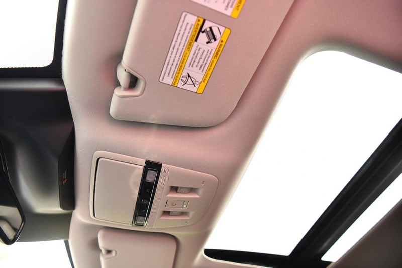 Nissan Murano Vehicle Image 25