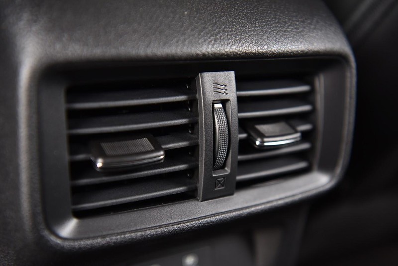 Nissan Murano Vehicle Image 27