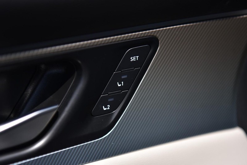 Nissan Murano Vehicle Image 10