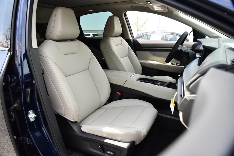 Nissan Murano Vehicle Image 25