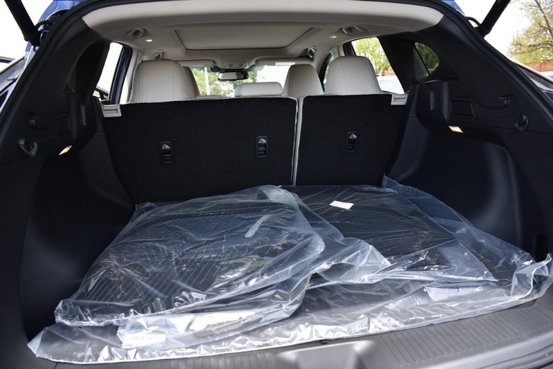 Nissan Murano Vehicle Image 30