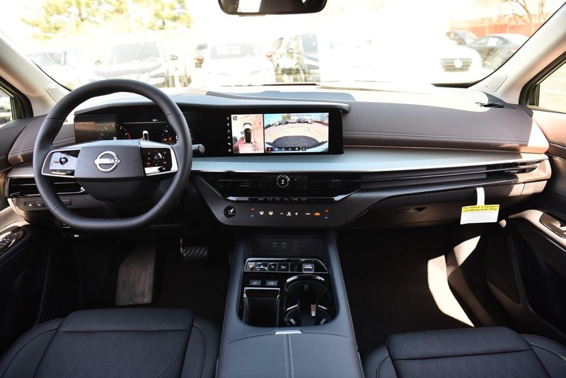 Nissan Murano Vehicle Image 07