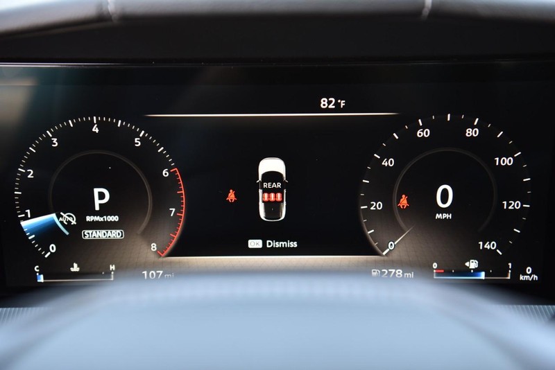 Nissan Murano Vehicle Image 12