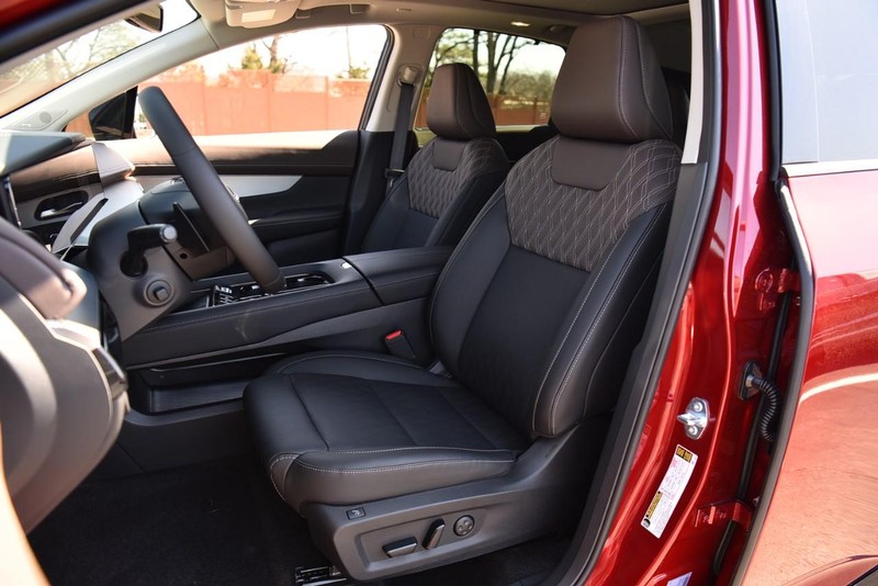 Nissan Murano Vehicle Image 21