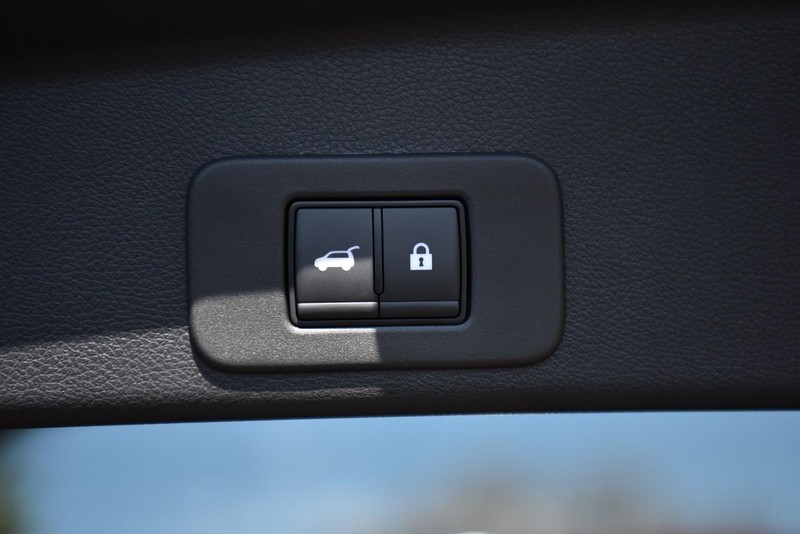 Nissan Murano Vehicle Image 28