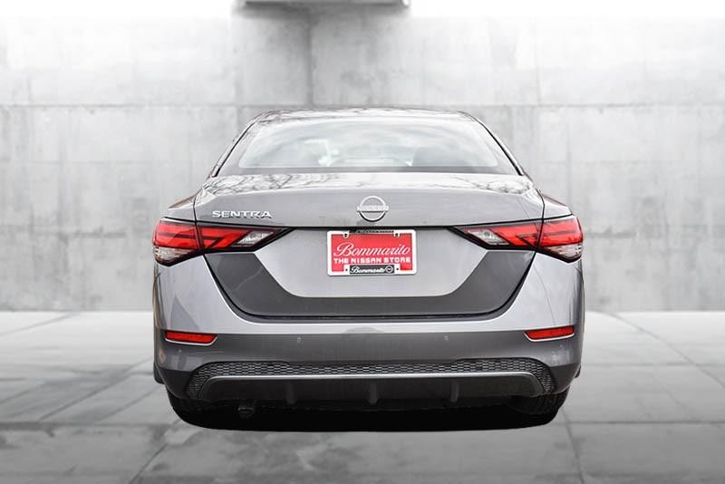 Nissan Sentra Vehicle Image 06