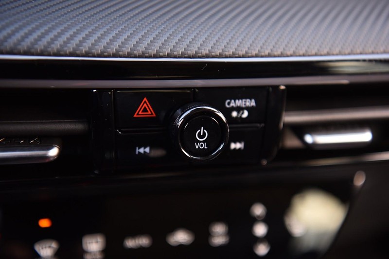 Nissan Kicks Vehicle Image 13