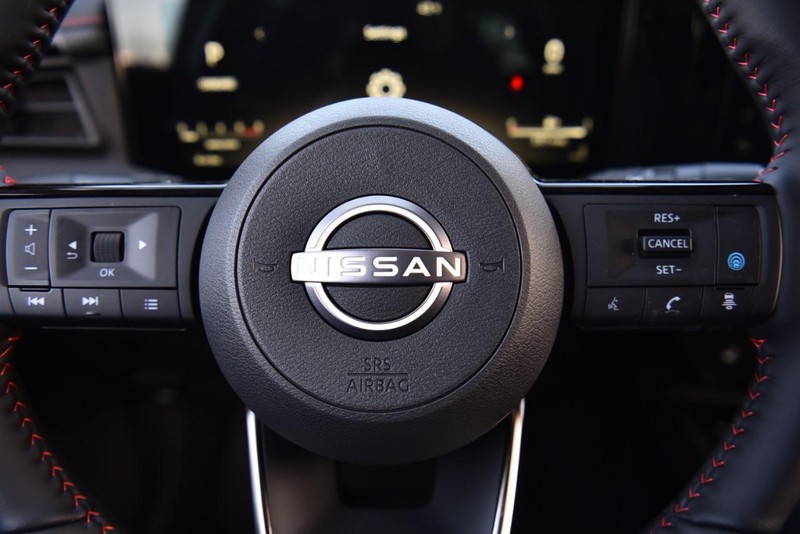 Nissan Kicks Vehicle Image 19