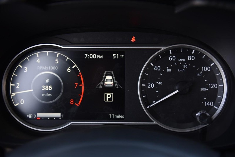 Nissan Versa Vehicle Image 10