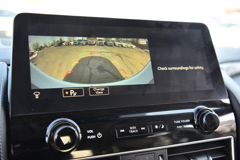 Nissan Armada Vehicle Image 25