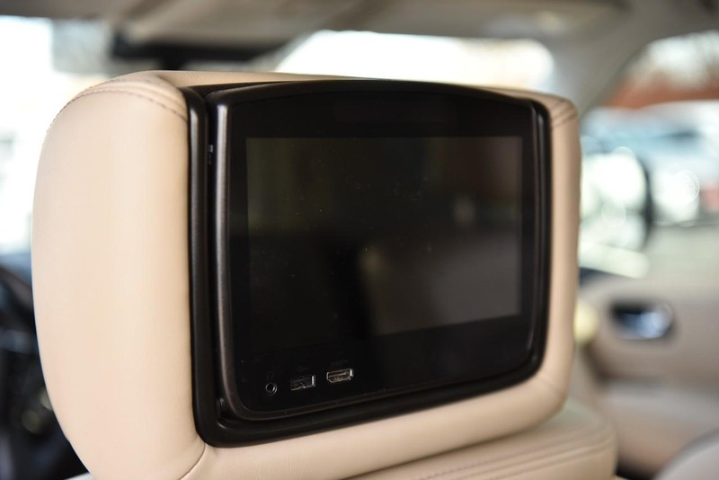 Nissan Armada Vehicle Image 33