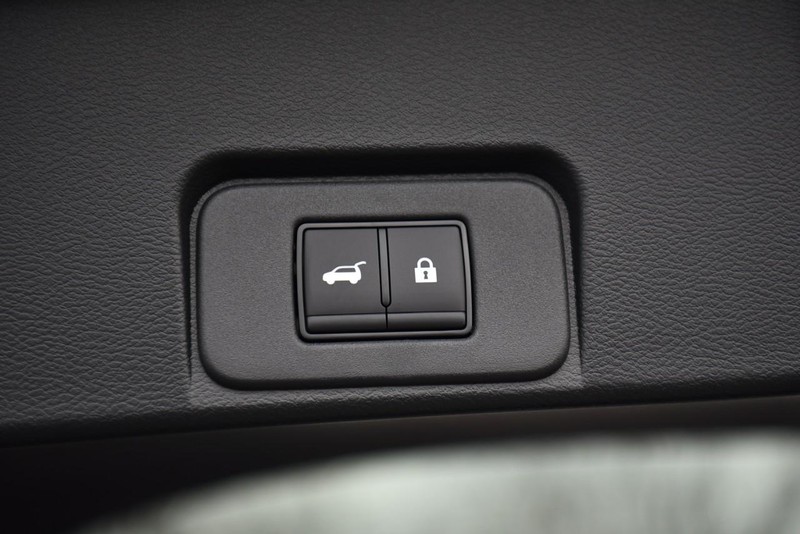 Nissan Rogue Vehicle Image 26