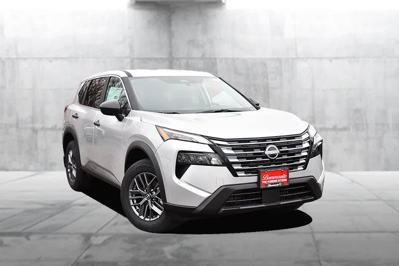 Nissan Rogue Vehicle Image 02