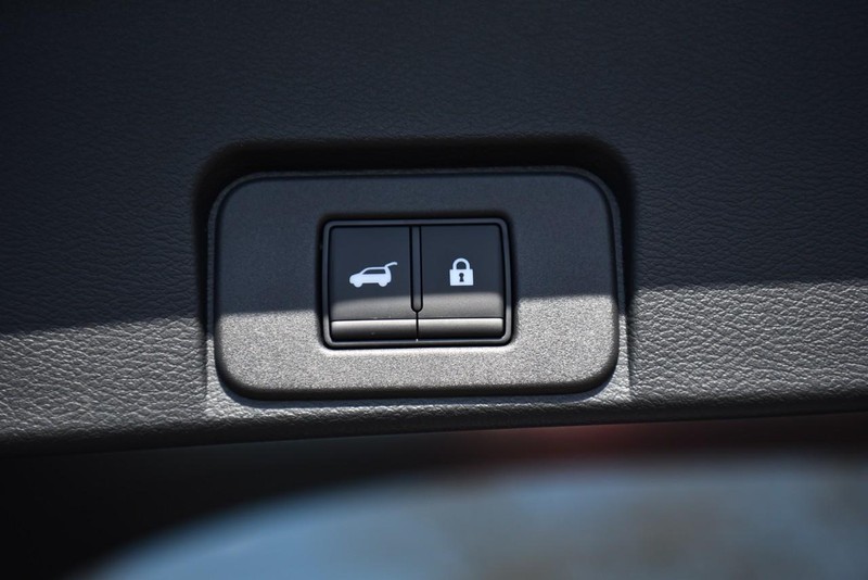 Nissan Rogue Vehicle Image 26
