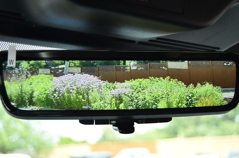Nissan Armada Vehicle Image 20
