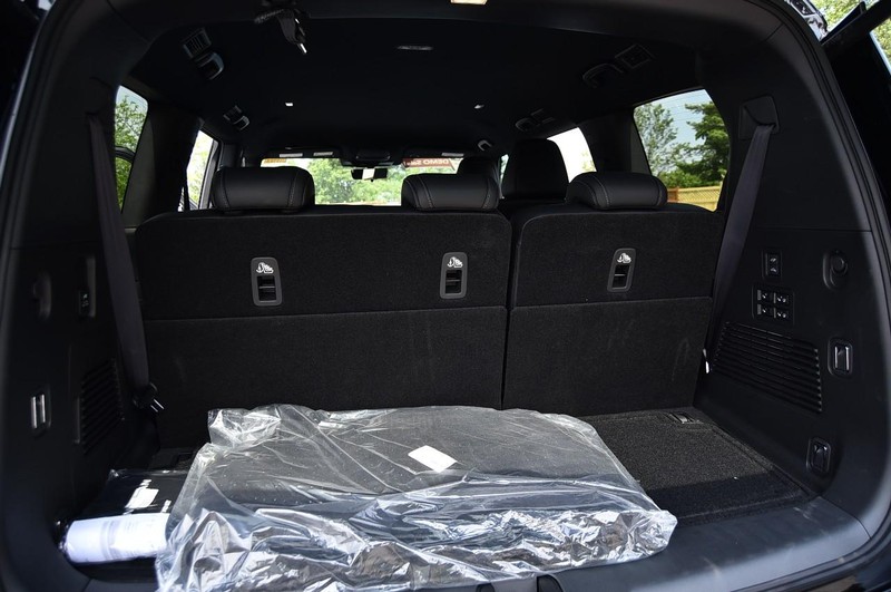 Nissan Armada Vehicle Image 32
