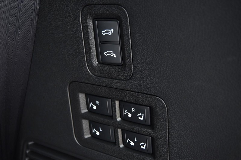 Nissan Armada Vehicle Image 33