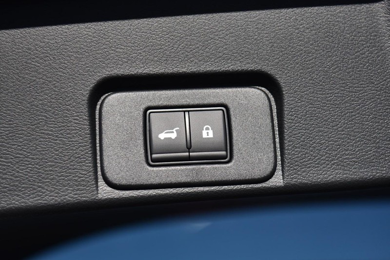 Nissan Rogue Vehicle Image 27