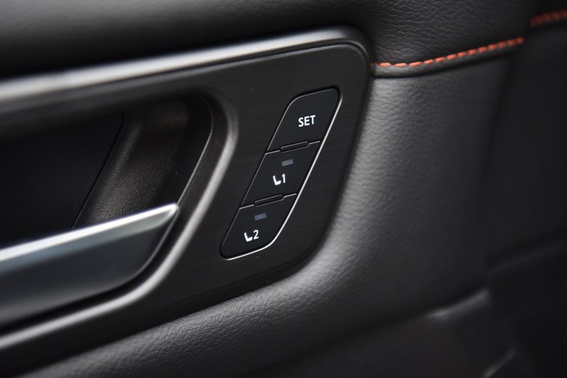 Nissan Armada Vehicle Image 08