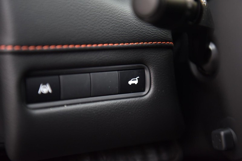 Nissan Armada Vehicle Image 11