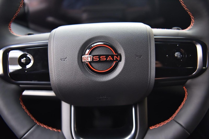 Nissan Armada Vehicle Image 12
