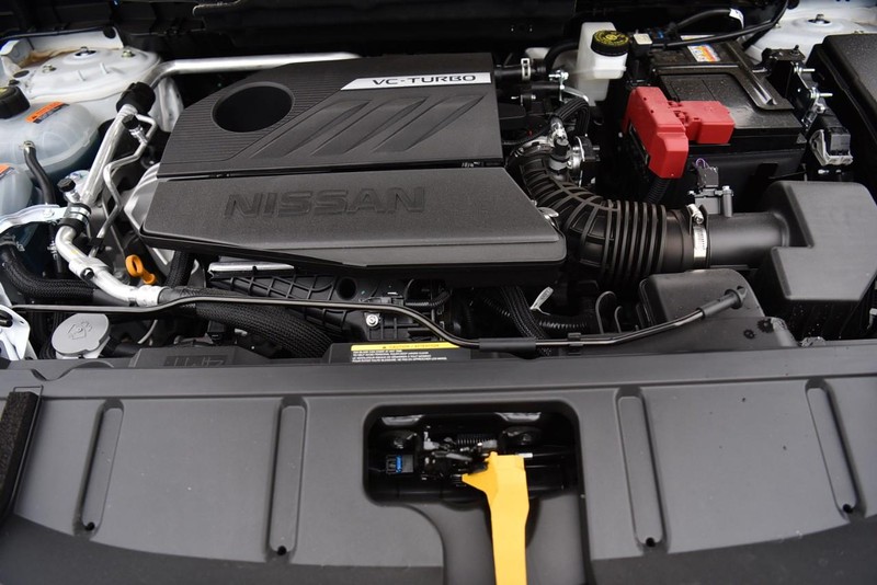 Nissan Rogue Vehicle Image 30