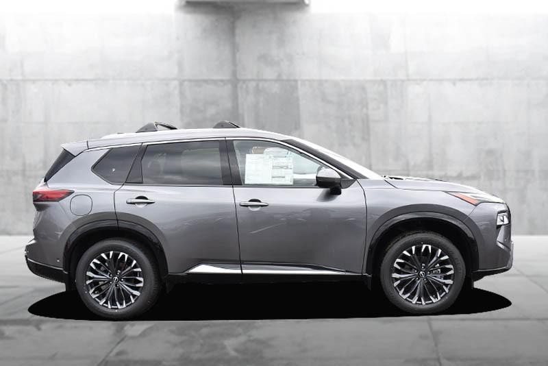 Nissan Rogue Vehicle Image 05