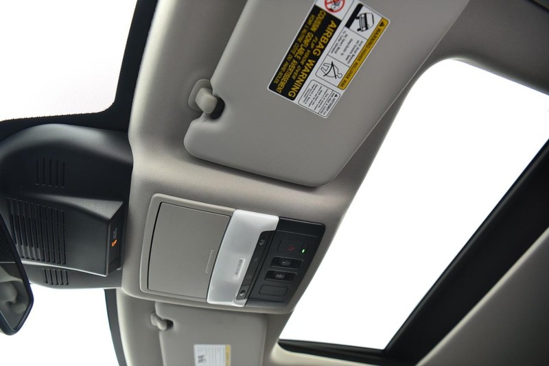 Nissan Rogue Vehicle Image 21
