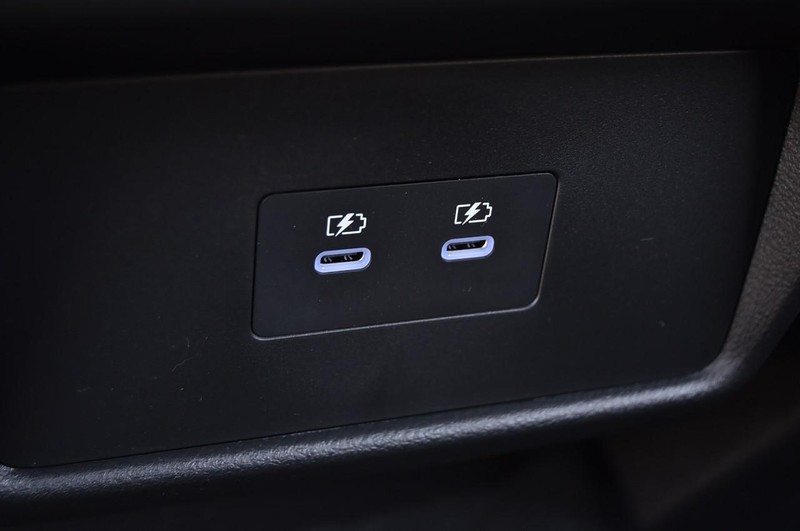 Nissan Rogue Vehicle Image 22