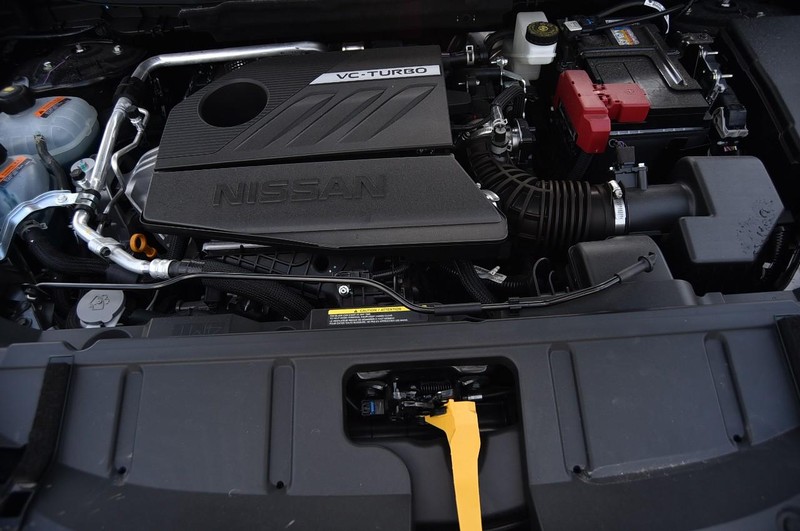 Nissan Rogue Vehicle Image 25