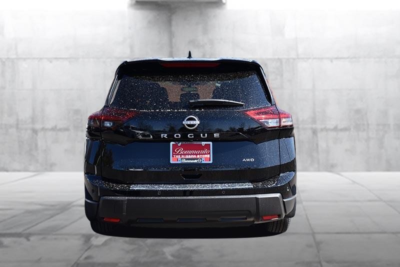 Nissan Rogue Vehicle Image 06