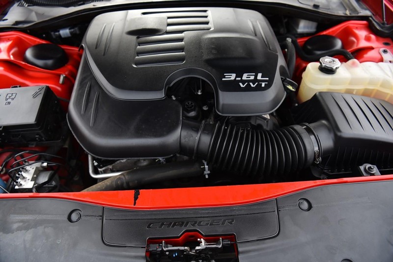 Dodge Charger Vehicle Image 21