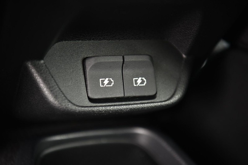 Nissan LEAF Vehicle Image 21