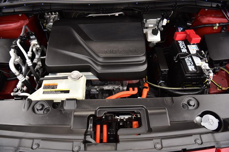 Nissan LEAF Vehicle Image 23