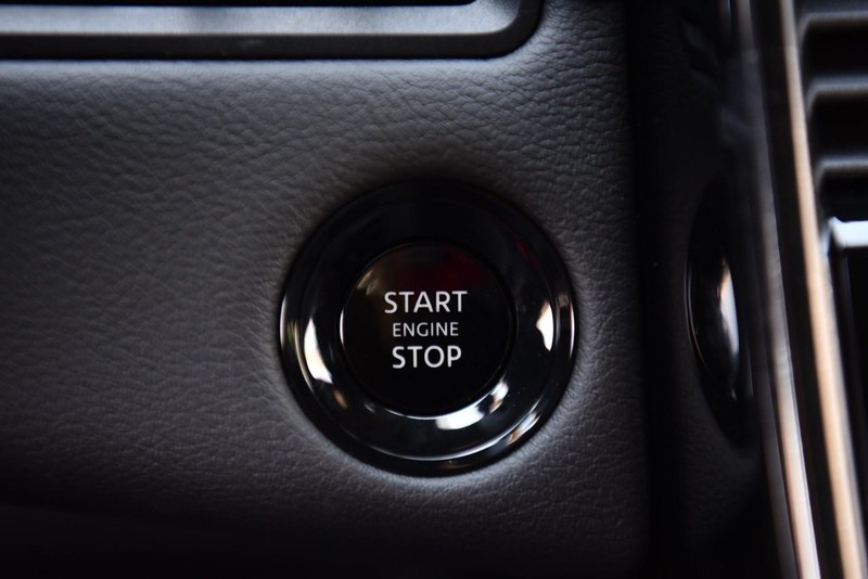 Nissan Armada Vehicle Image 22
