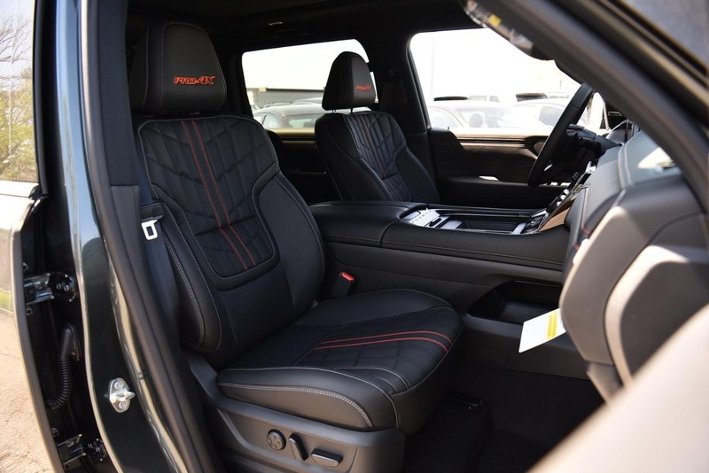 Nissan Armada Vehicle Image 29