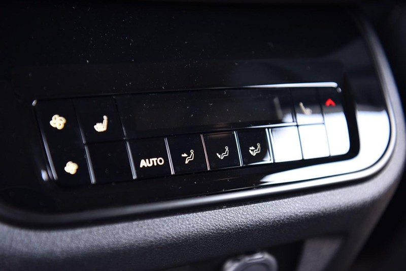Nissan Armada Vehicle Image 32