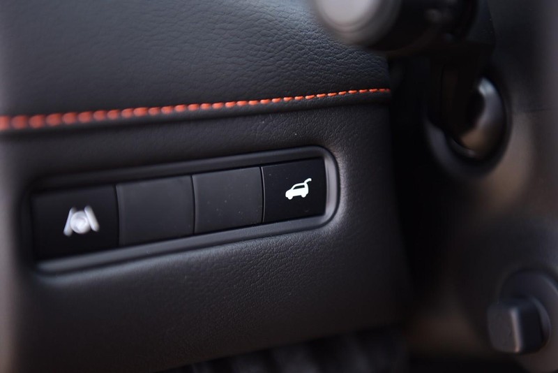Nissan Armada Vehicle Image 13