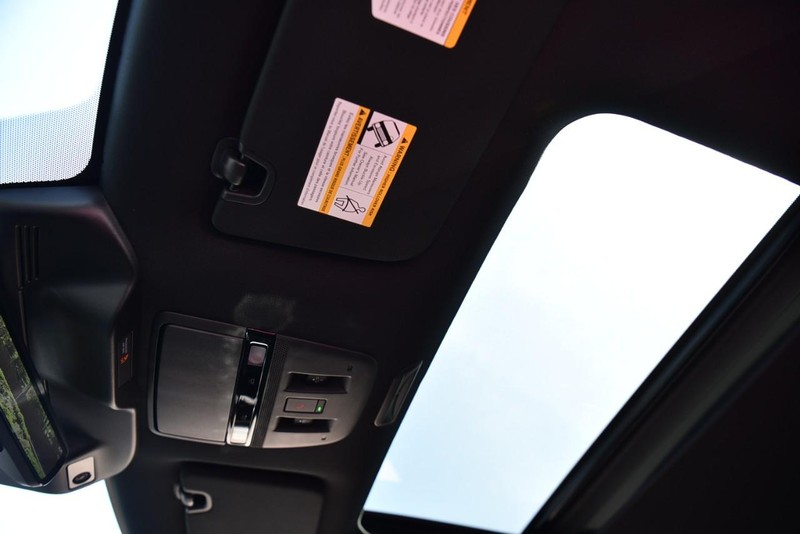 Nissan Armada Vehicle Image 29