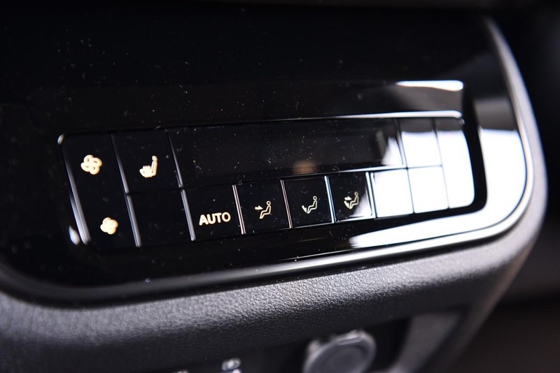 Nissan Armada Vehicle Image 31