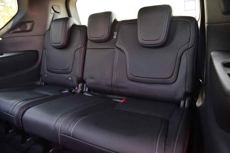 Nissan Armada Vehicle Image 33