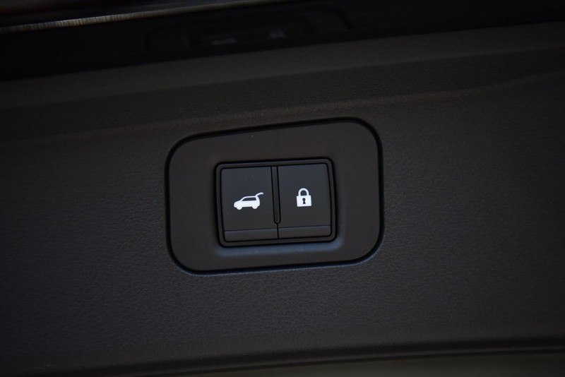 Nissan Armada Vehicle Image 37