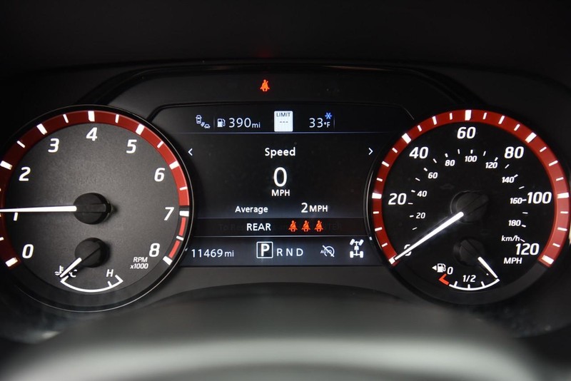 Nissan Frontier Vehicle Image 15