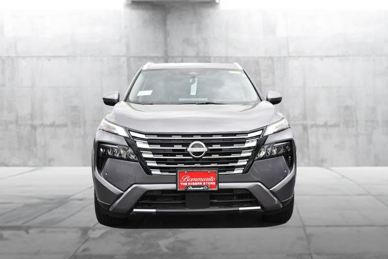 Nissan Rogue Vehicle Image 04
