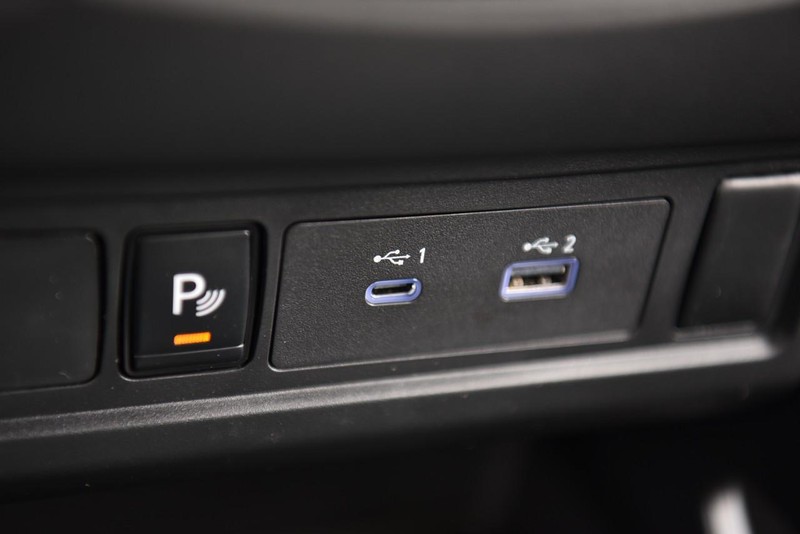 Nissan Frontier Vehicle Image 18