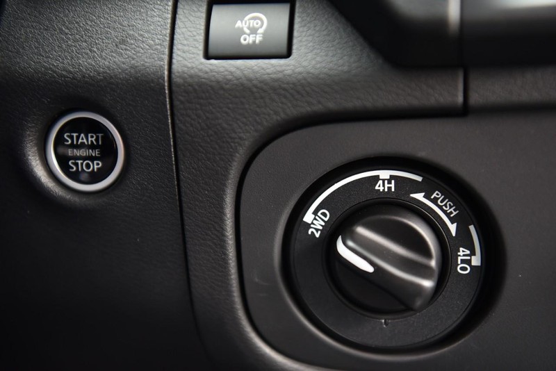 Nissan Frontier Vehicle Image 19
