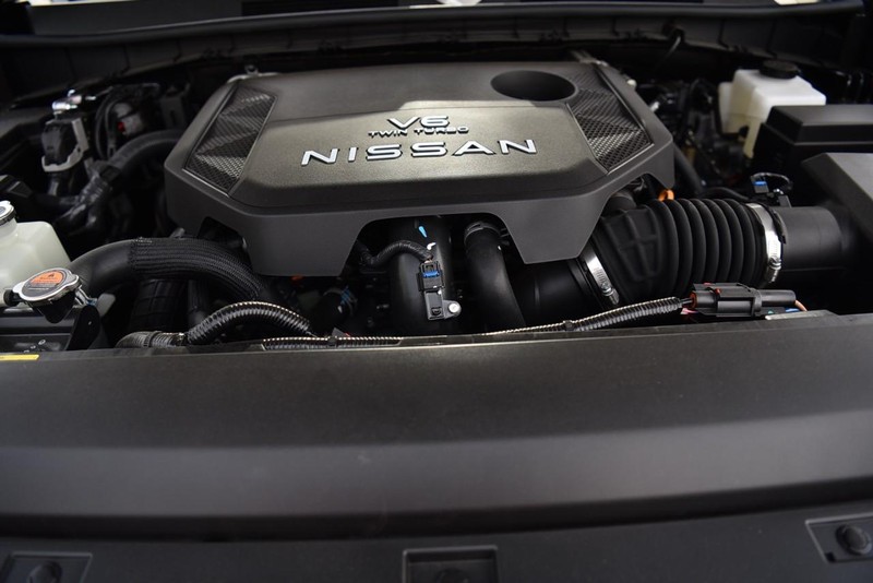 Nissan Armada Vehicle Image 36